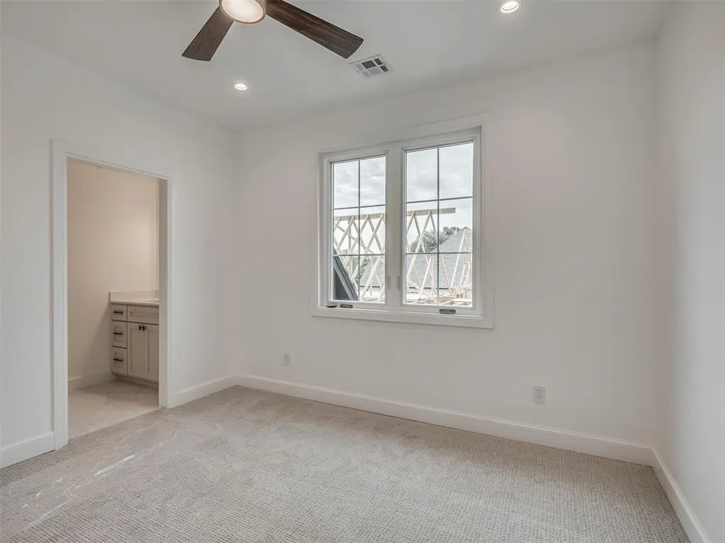Photo 41 — 2805 Deer Valley Lane, Yukon, OK 73099