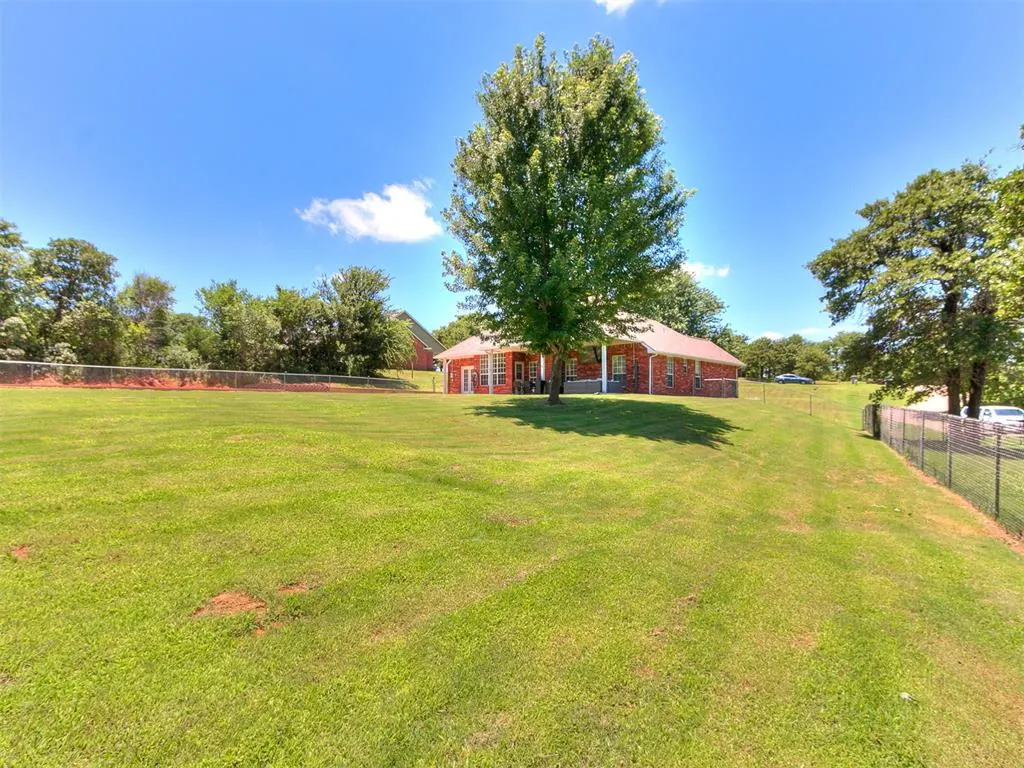 Photo 35 — 7212 Sapphire Lane, Oklahoma City, OK 73150