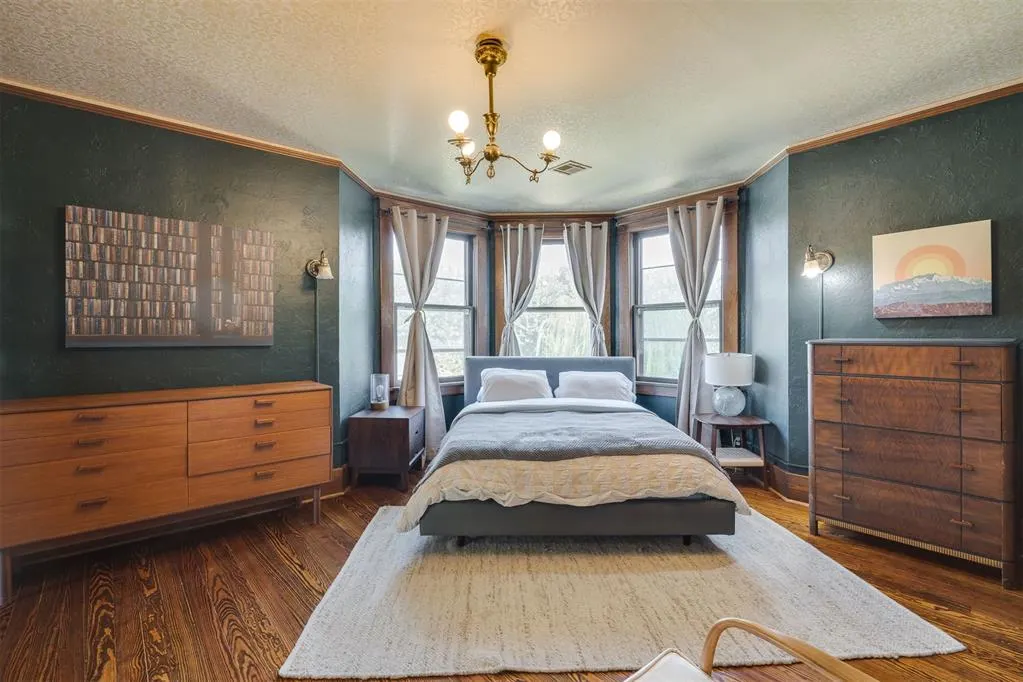 Photo 4 — 610 NW 17th Street, Oklahoma City, OK 73103