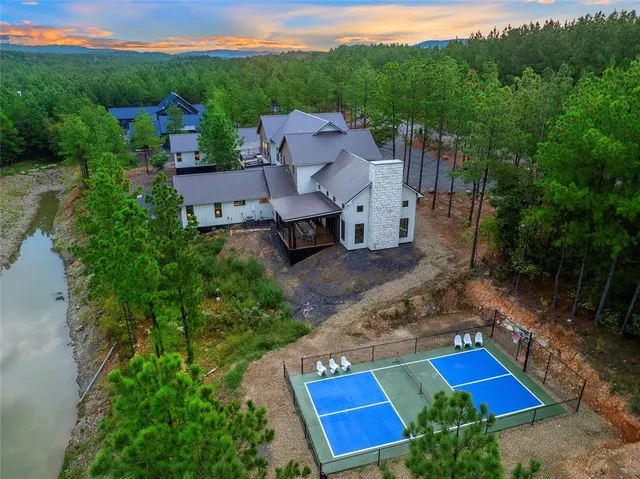 Front exterior — 269 Boulder Path, Broken Bow, OK 74728