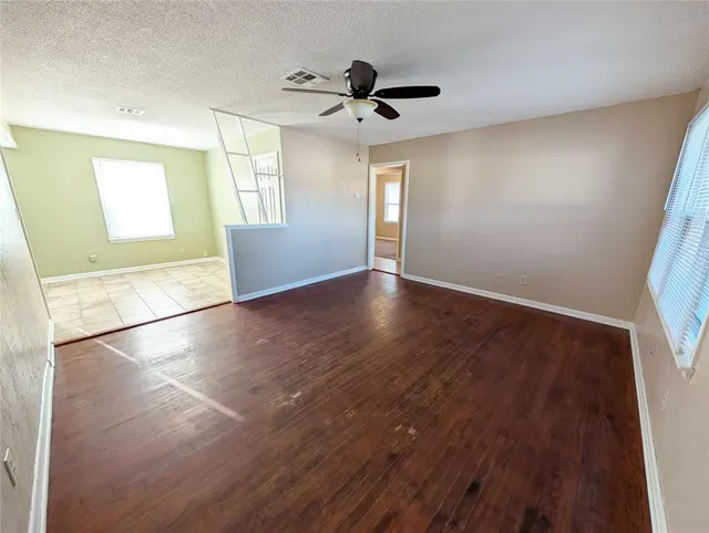 Photo 3 — 5600 S Rockwood Avenue, Oklahoma City, OK 73119
