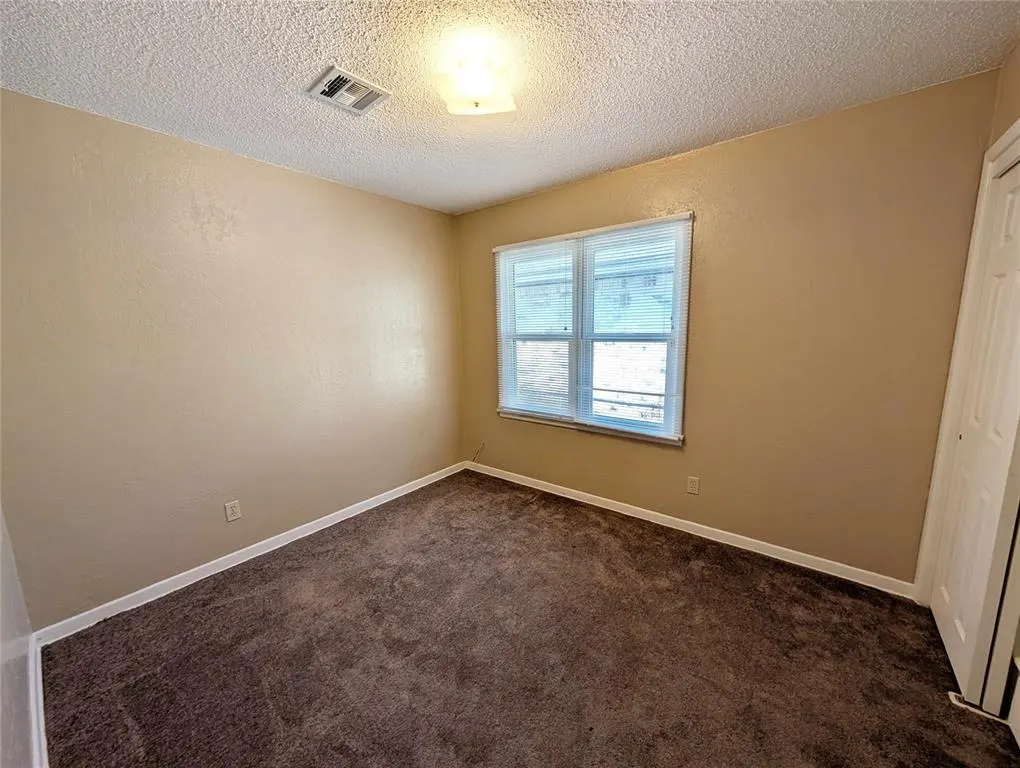 Photo 9 — 5600 S Rockwood Avenue, Oklahoma City, OK 73119