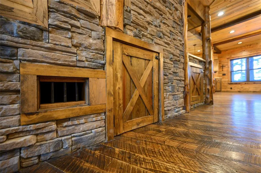 Photo 32 — 412 W Eagle Mountain Trail, Broken Bow, OK 74728