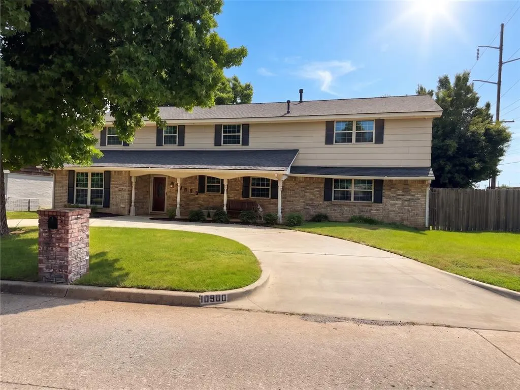 Front exterior — 10900 Rock Ridge Road, Oklahoma City, OK 73120