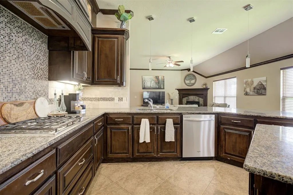 Photo 9 — 3129 SW 137th Court, Oklahoma City, OK 73170