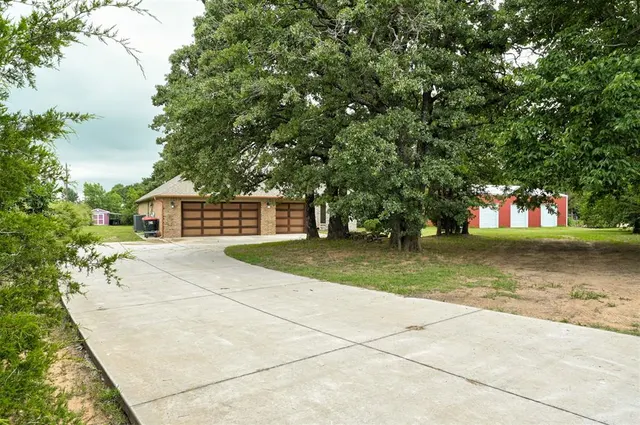 Photo 2 — 14503 E Wilshire Boulevard, Jones, OK 73049