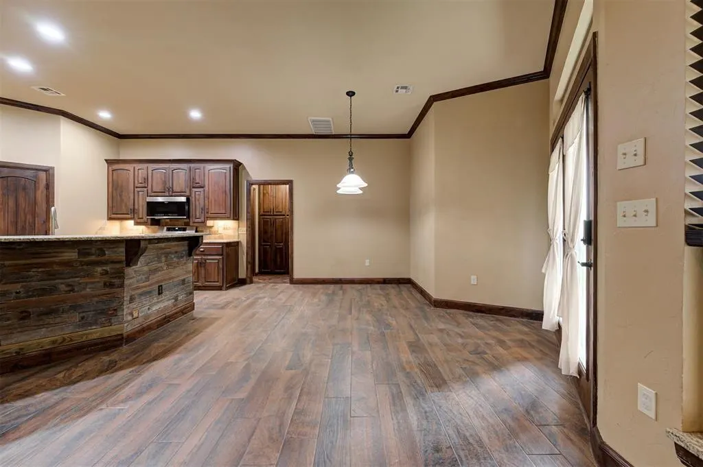 Photo 8 — 14503 E Wilshire Boulevard, Jones, OK 73049