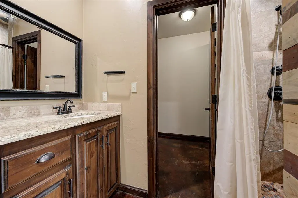 Photo 19 — 14503 E Wilshire Boulevard, Jones, OK 73049