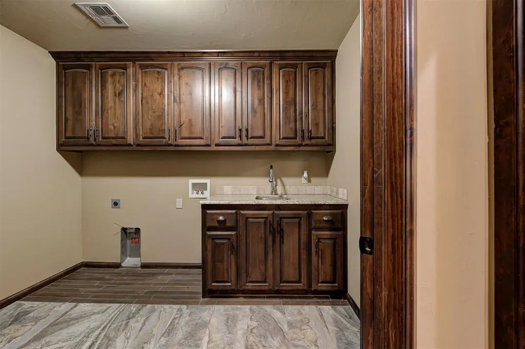 Photo 26 — 14503 E Wilshire Boulevard, Jones, OK 73049
