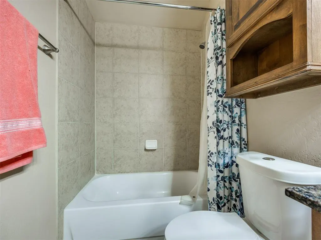 Photo 15 — 17217 Picasso Drive, Oklahoma City, OK 73170