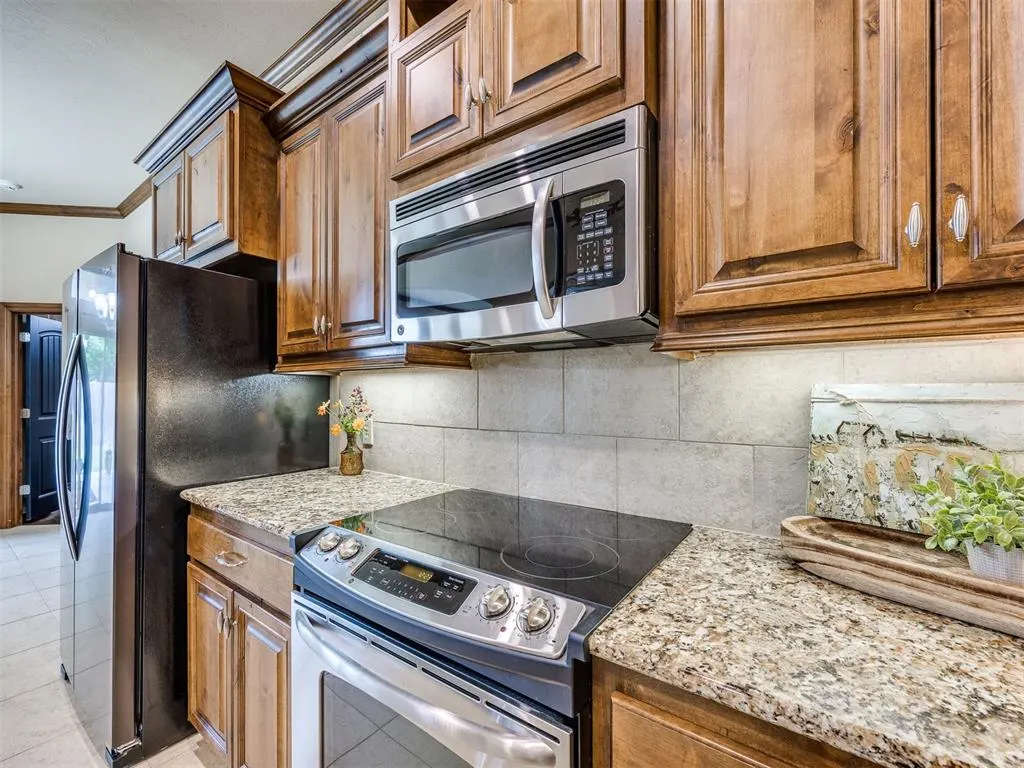 Photo 28 — 17217 Picasso Drive, Oklahoma City, OK 73170