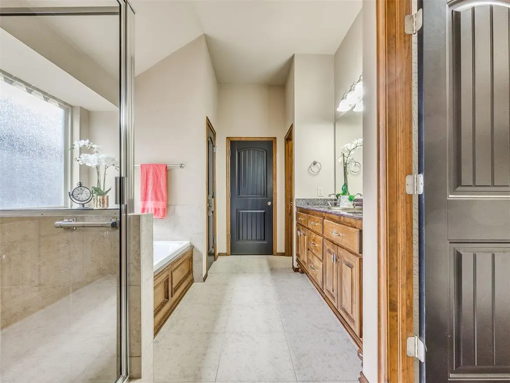 Photo 33 — 17217 Picasso Drive, Oklahoma City, OK 73170