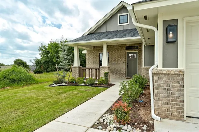 Photo 3 — 4840 Indigo Lane, Edmond, OK 73034