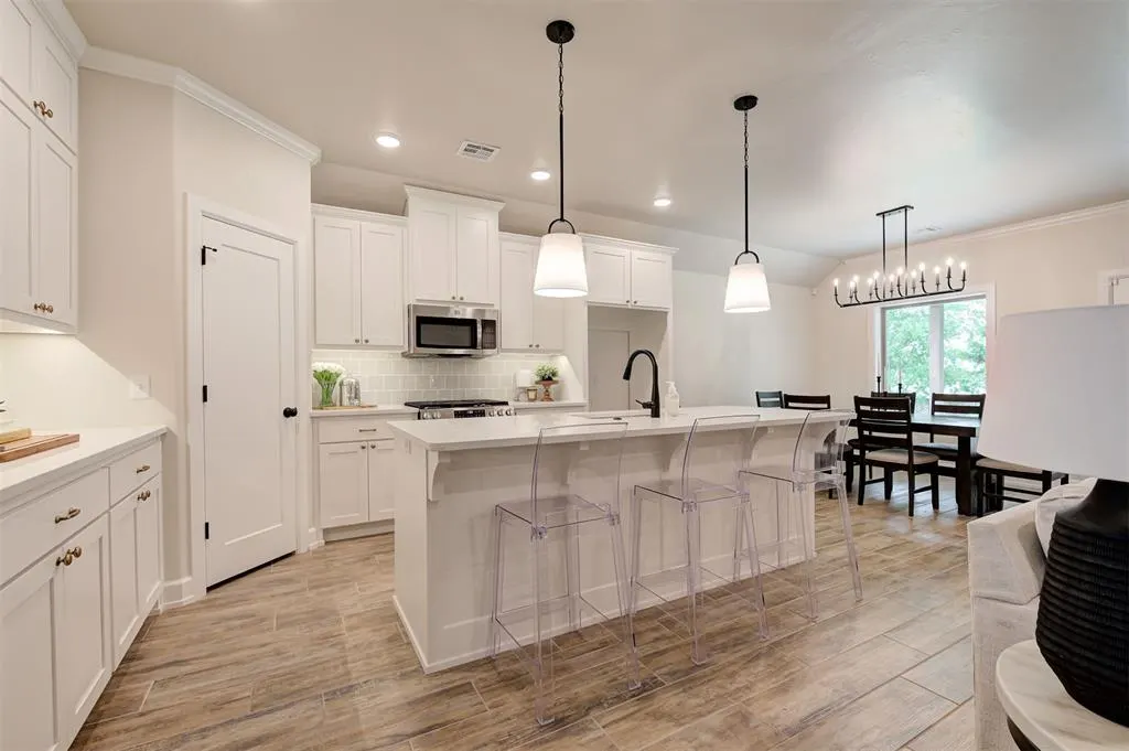 Photo 13 — 4840 Indigo Lane, Edmond, OK 73034