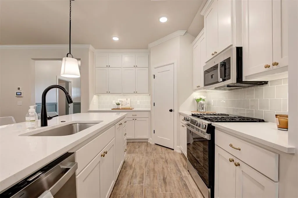 Photo 15 — 4840 Indigo Lane, Edmond, OK 73034