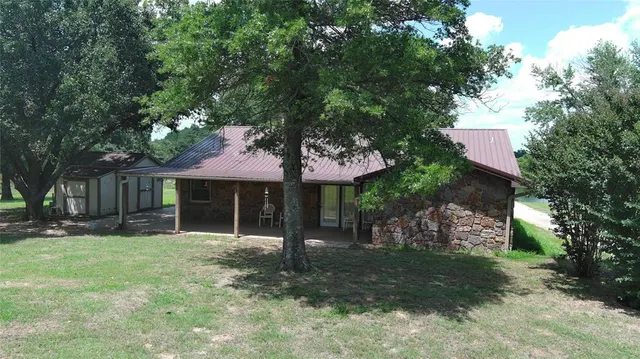 Photo 3 — 11484 N 3670 Road, Okemah, OK 74859