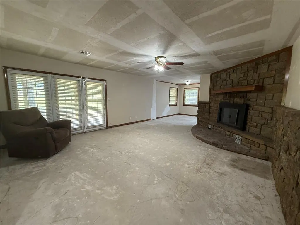 Photo 8 — 11484 N 3670 Road, Okemah, OK 74859