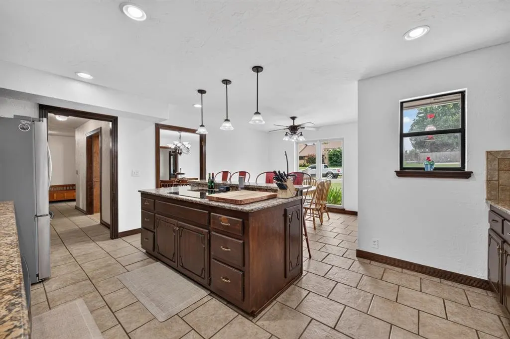 Photo 18 — 1809 Nighthawk Court, Edmond, OK 73034