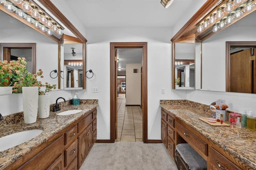 Photo 36 — 1809 Nighthawk Court, Edmond, OK 73034