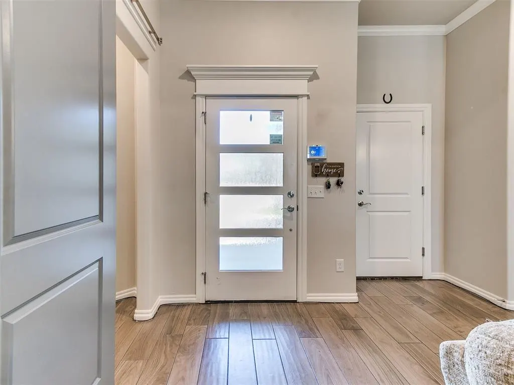 Photo 5 — 3909 Palmetto Trail, Oklahoma City, OK 73179