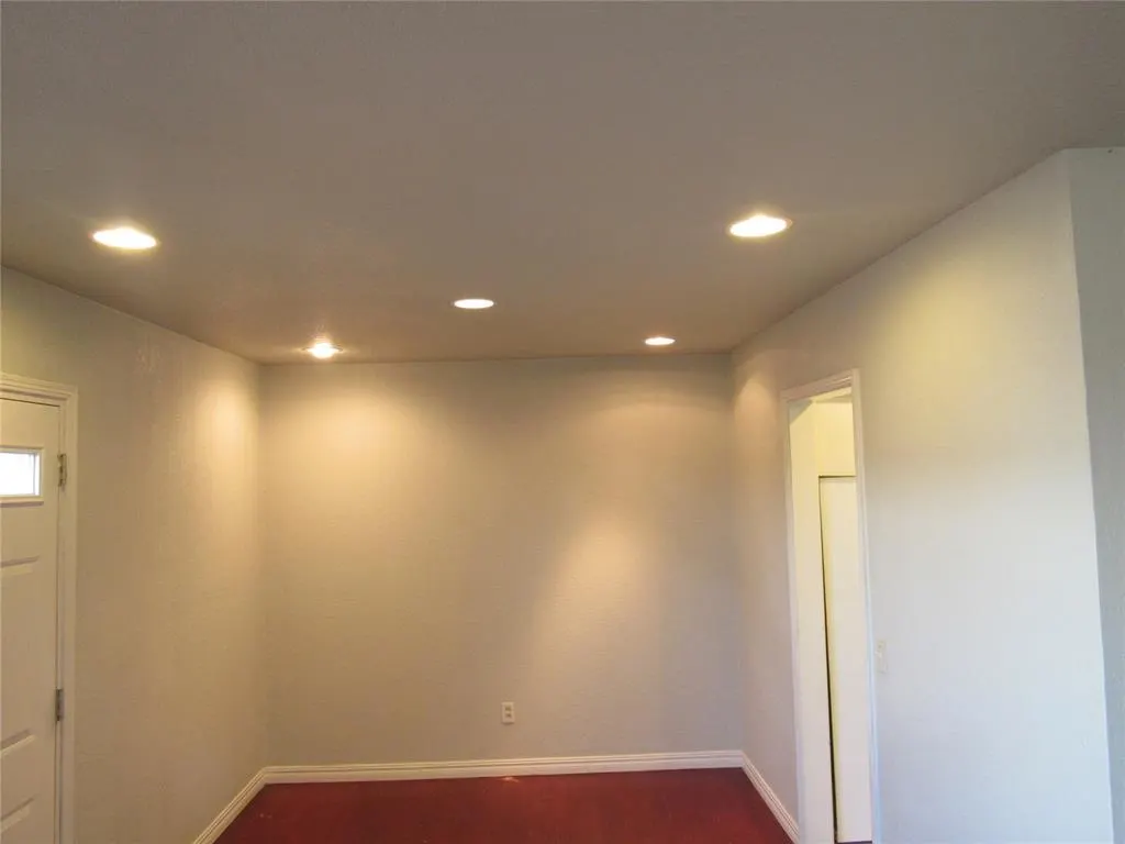 Photo 13 — 9909 Sunnymeade Place, Oklahoma City, OK 73120