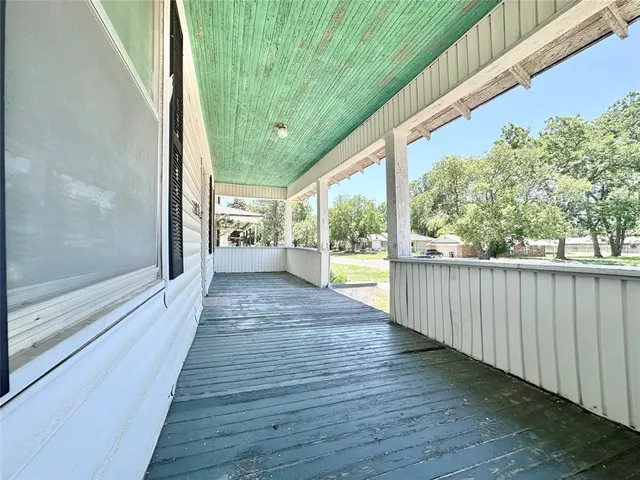 Photo 3 — 327 N Park Avenue, Shawnee, OK 74801