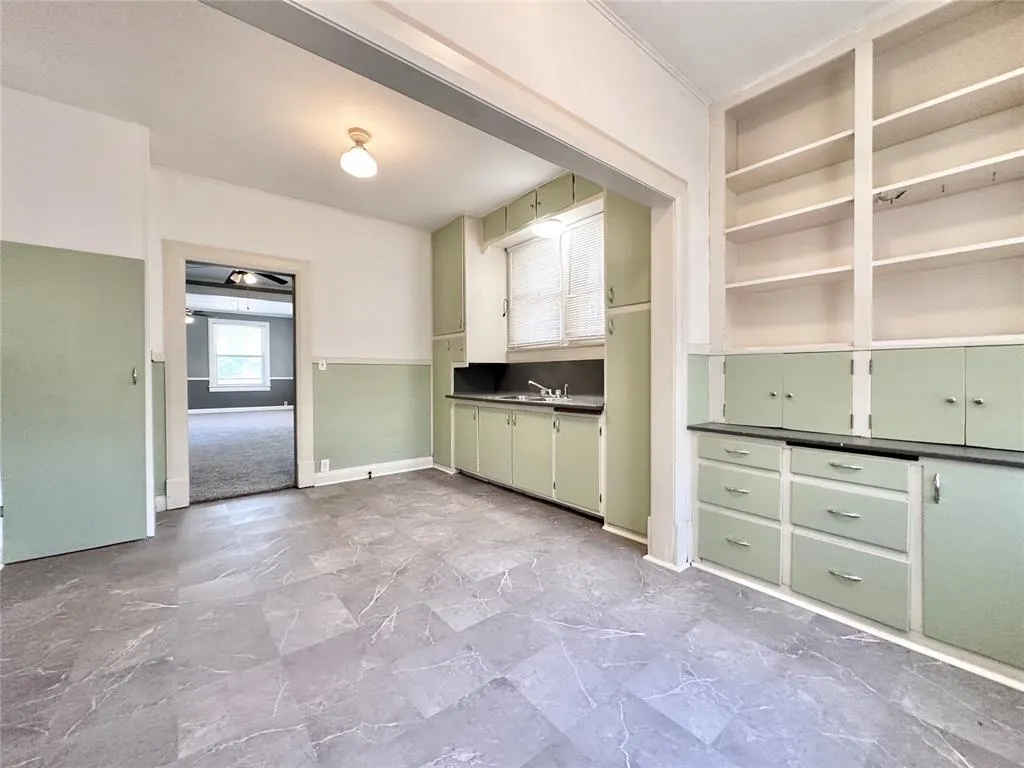 Photo 12 — 327 N Park Avenue, Shawnee, OK 74801