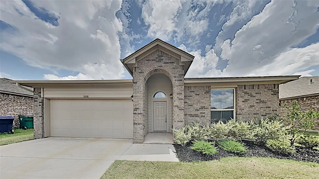 Photo 2 — 2516 Caden Court, Yukon, OK 73099