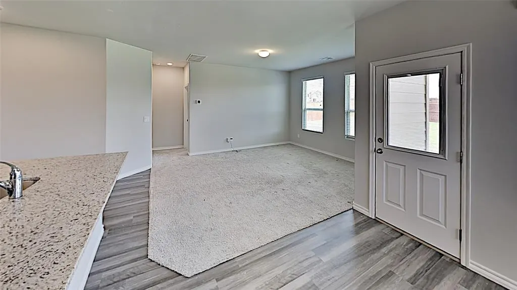 Photo 5 — 2516 Caden Court, Yukon, OK 73099