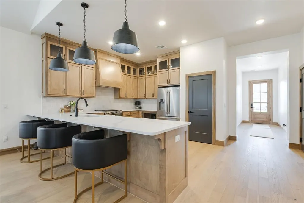 Photo 3 — 16221 Blackberry Farm Road, Edmond, OK 73013