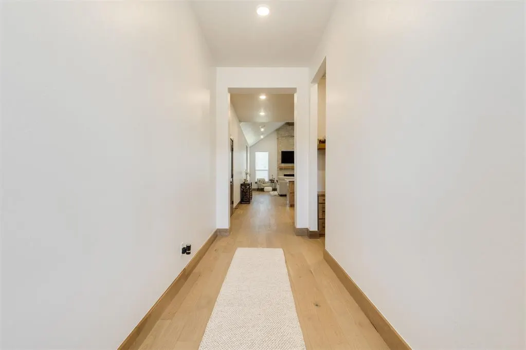 Photo 8 — 16221 Blackberry Farm Road, Edmond, OK 73013