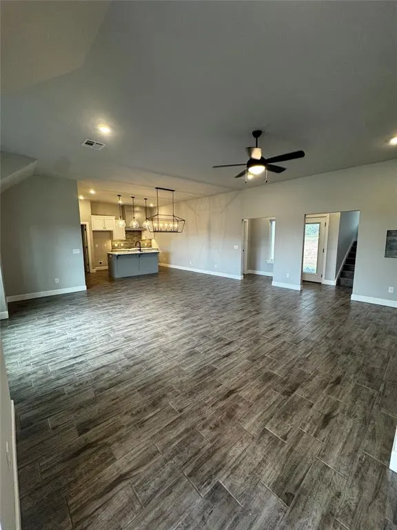 Photo 2 — 1308 Lighthorsemen Way, Choctaw, OK 73020