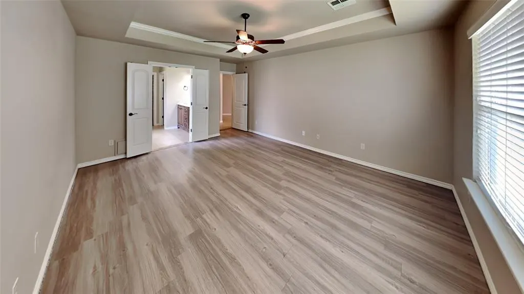 Photo 11 — 701 Abilene Way, Yukon, OK 73099