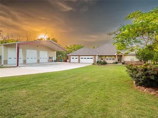 Sold home at 15 Falcon Nest Road