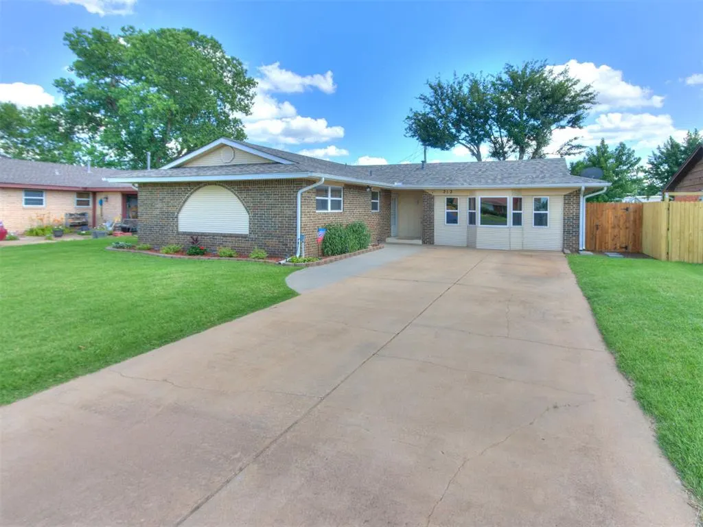 Photo 3 — 212 Gath Drive, Tuttle, OK 73089