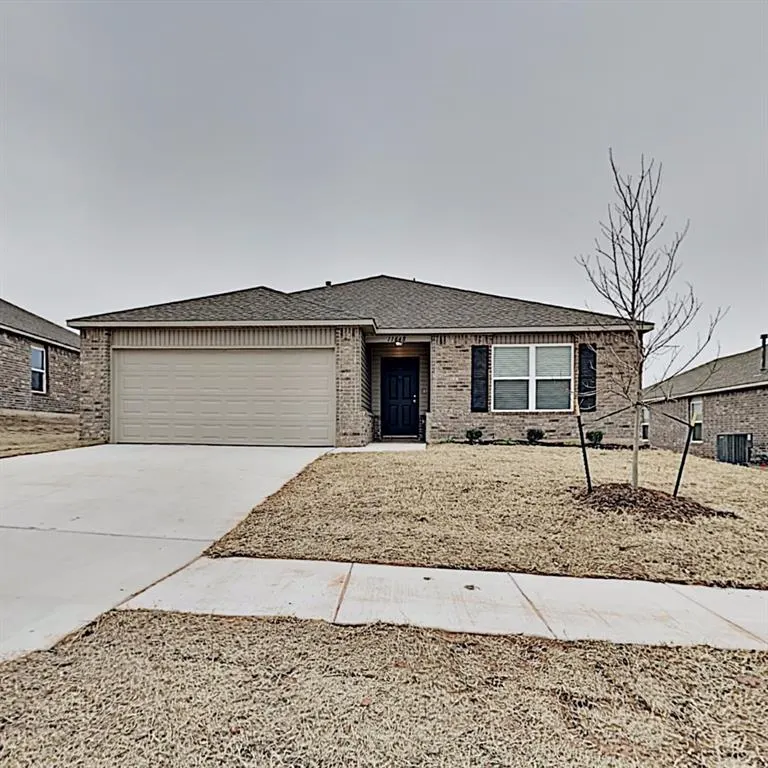 Front exterior — 11648 NW 97th Street, Yukon, OK 73099