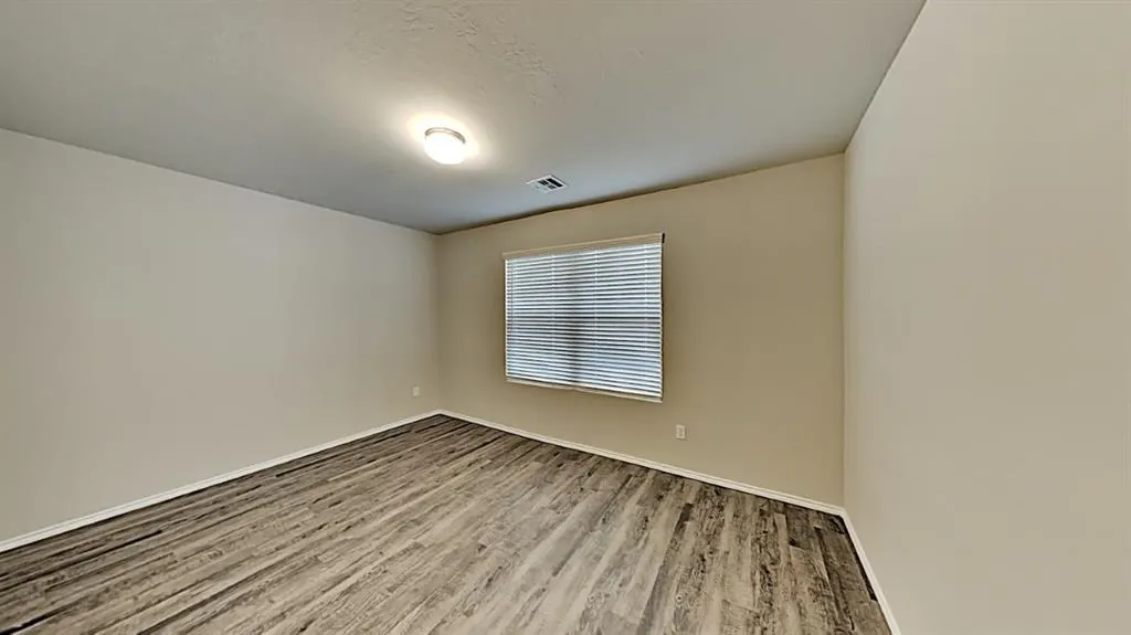 Photo 13 — 11648 NW 97th Street, Yukon, OK 73099