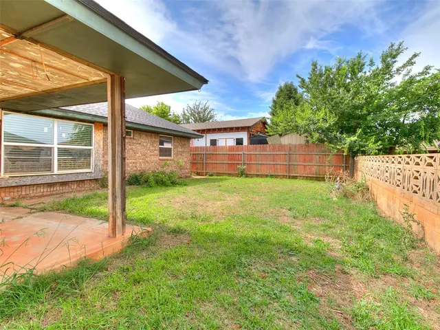 Photo 4 — 6605 Stonycreek Drive, Oklahoma City, OK 73132