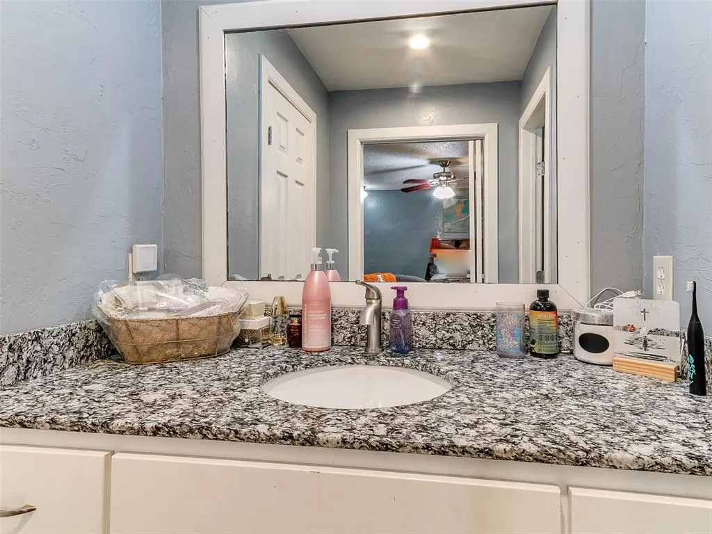 Photo 26 — 6605 Stonycreek Drive, Oklahoma City, OK 73132