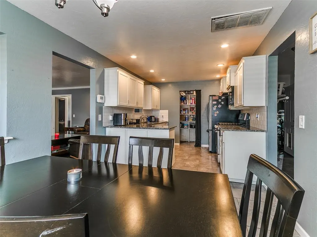 Photo 33 — 6605 Stonycreek Drive, Oklahoma City, OK 73132