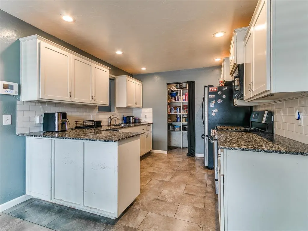 Photo 34 — 6605 Stonycreek Drive, Oklahoma City, OK 73132
