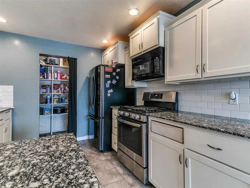 Photo 35 — 6605 Stonycreek Drive, Oklahoma City, OK 73132