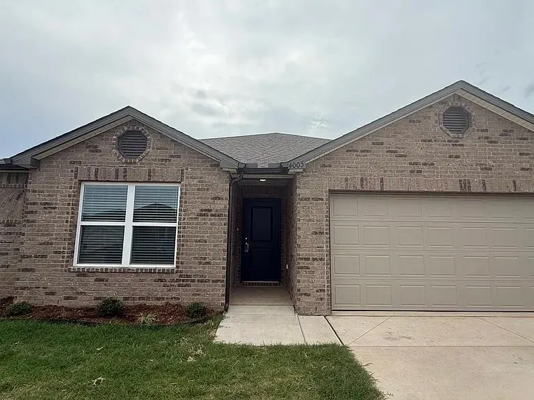 Front exterior — 4005 Dutch Lane, Mustang, OK 73064