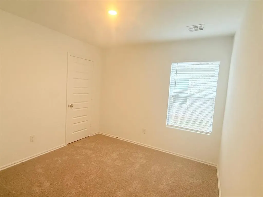 Photo 25 — 4005 Dutch Lane, Mustang, OK 73064
