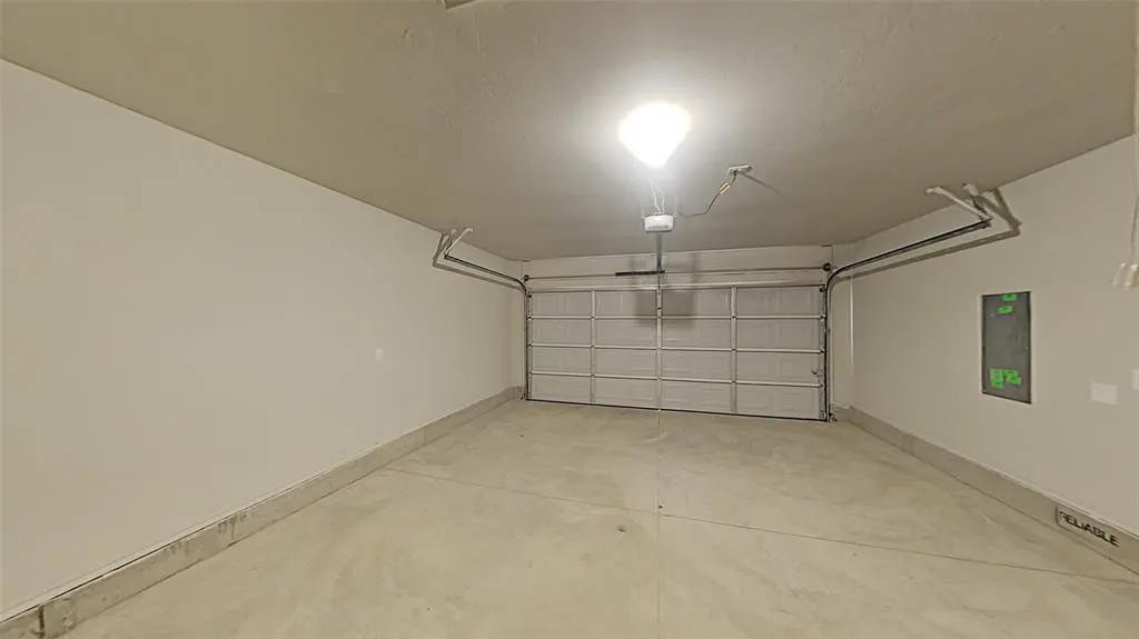 Photo 18 — 7050 Richardson Court, Warr Acres, OK 73132