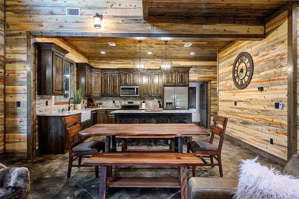 Photo 18 — 967 Catfish Bay, Broken Bow, OK 74728