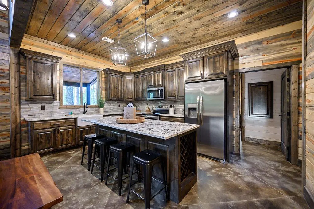 Photo 23 — 967 Catfish Bay, Broken Bow, OK 74728