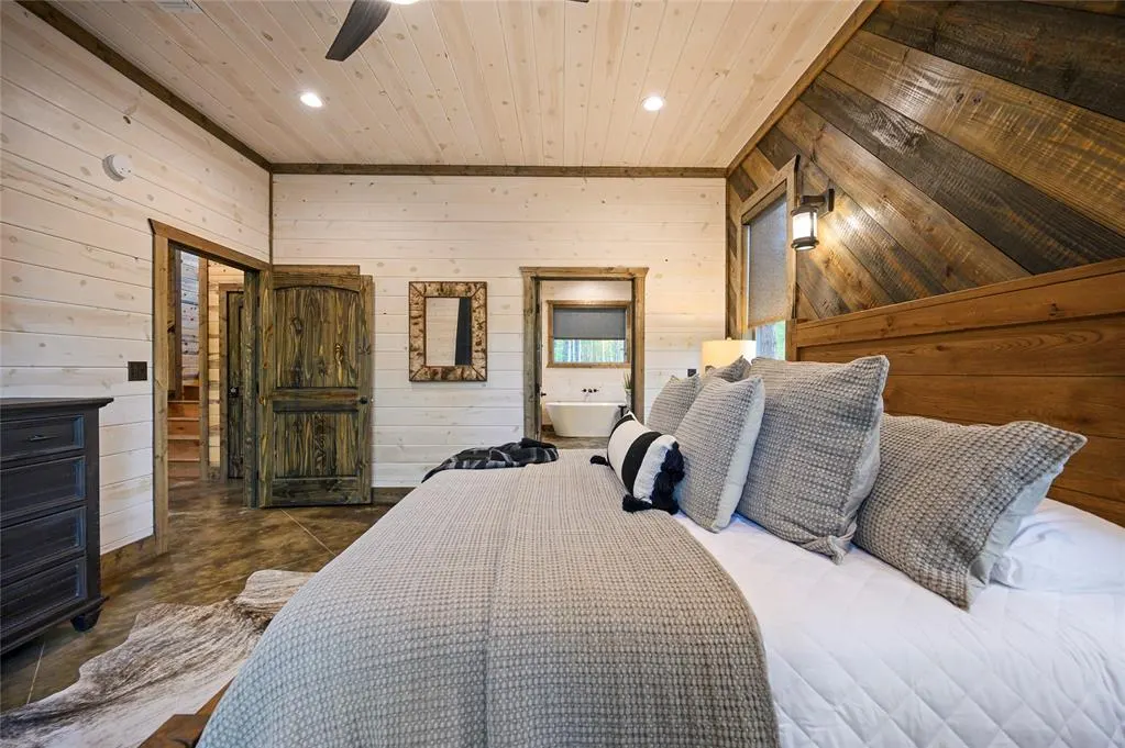 Photo 30 — 967 Catfish Bay, Broken Bow, OK 74728