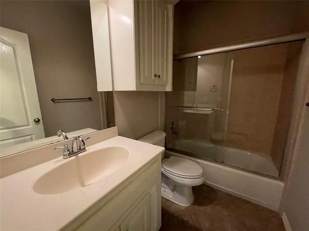 Photo 15 — Address unavailable, Edmond, OK 73003