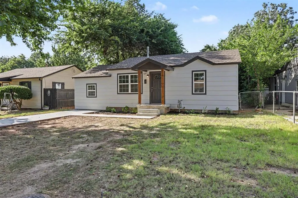 Photo 2 — 7215 NW 43rd Street, Bethany, OK 73008